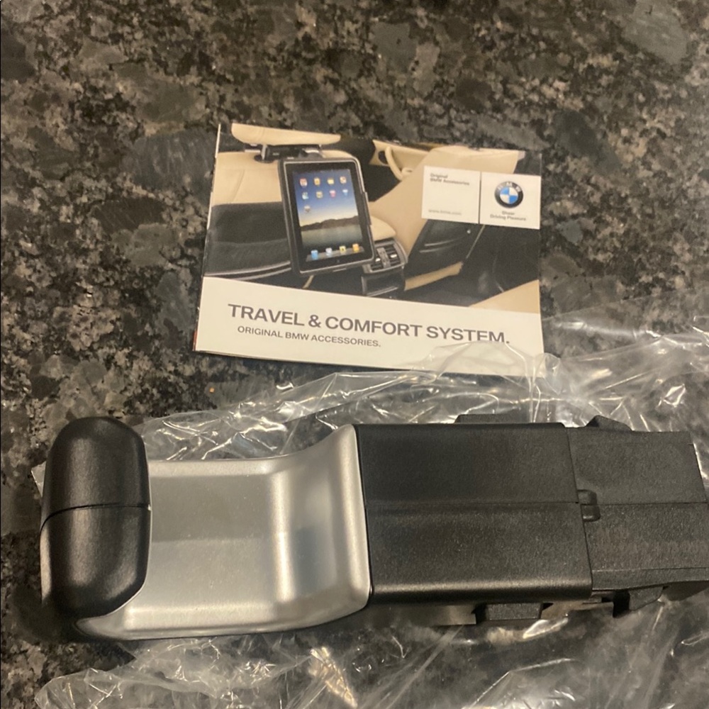 NWT BMW Travel & Comfort System Universal Hook BMW Original Accessory. NWT - Picture 4 of 16